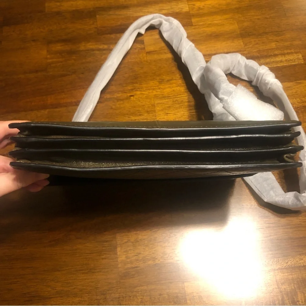 NWT $328 FRYE Samantha Quilted Leather Crossbody Bag in Fatigue!
